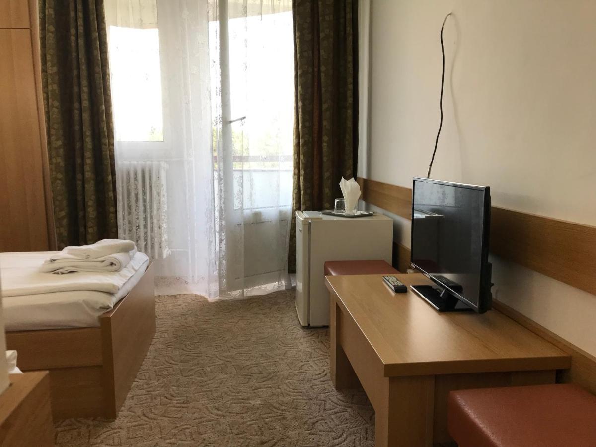 Hotel Hefaistos - Sovata Eksteriør billede