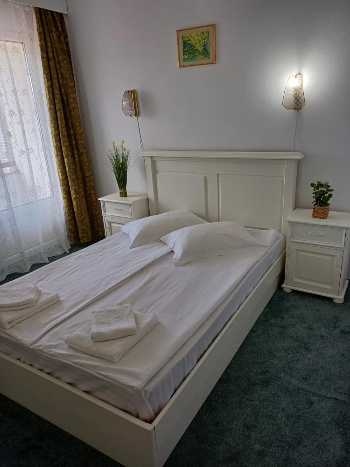 Hotel Hefaistos - Sovata Eksteriør billede