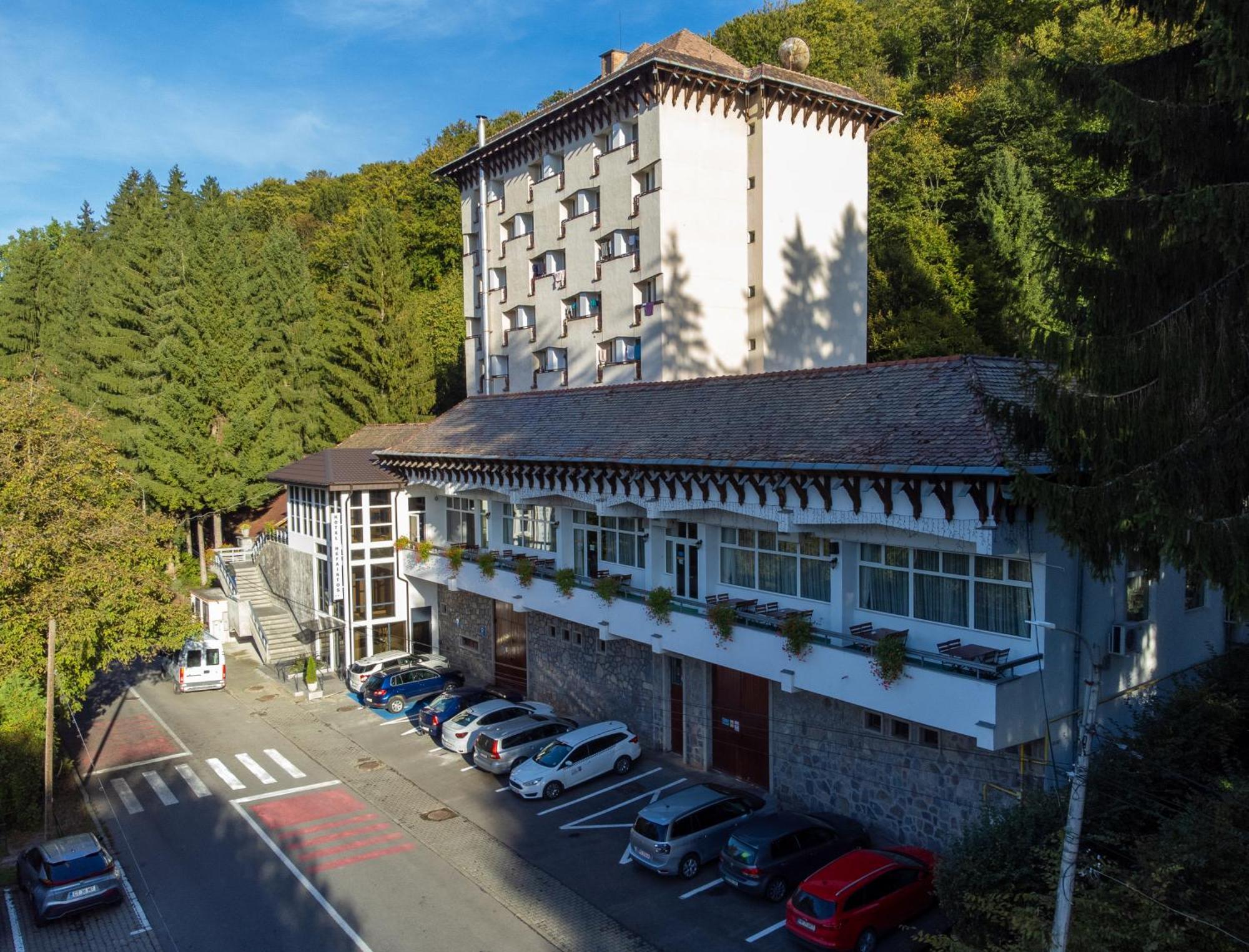 Hotel Hefaistos - Sovata Eksteriør billede