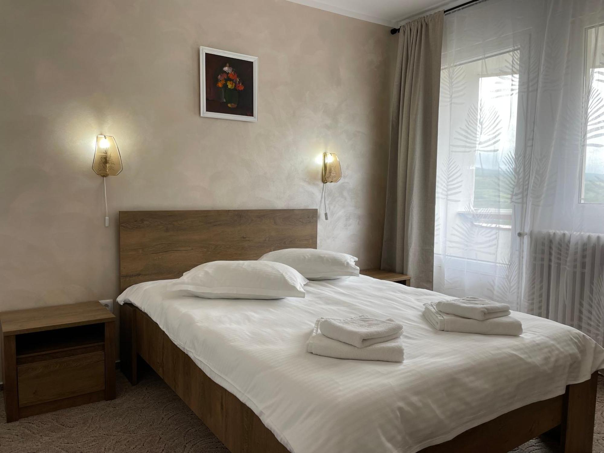 Hotel Hefaistos - Sovata Eksteriør billede