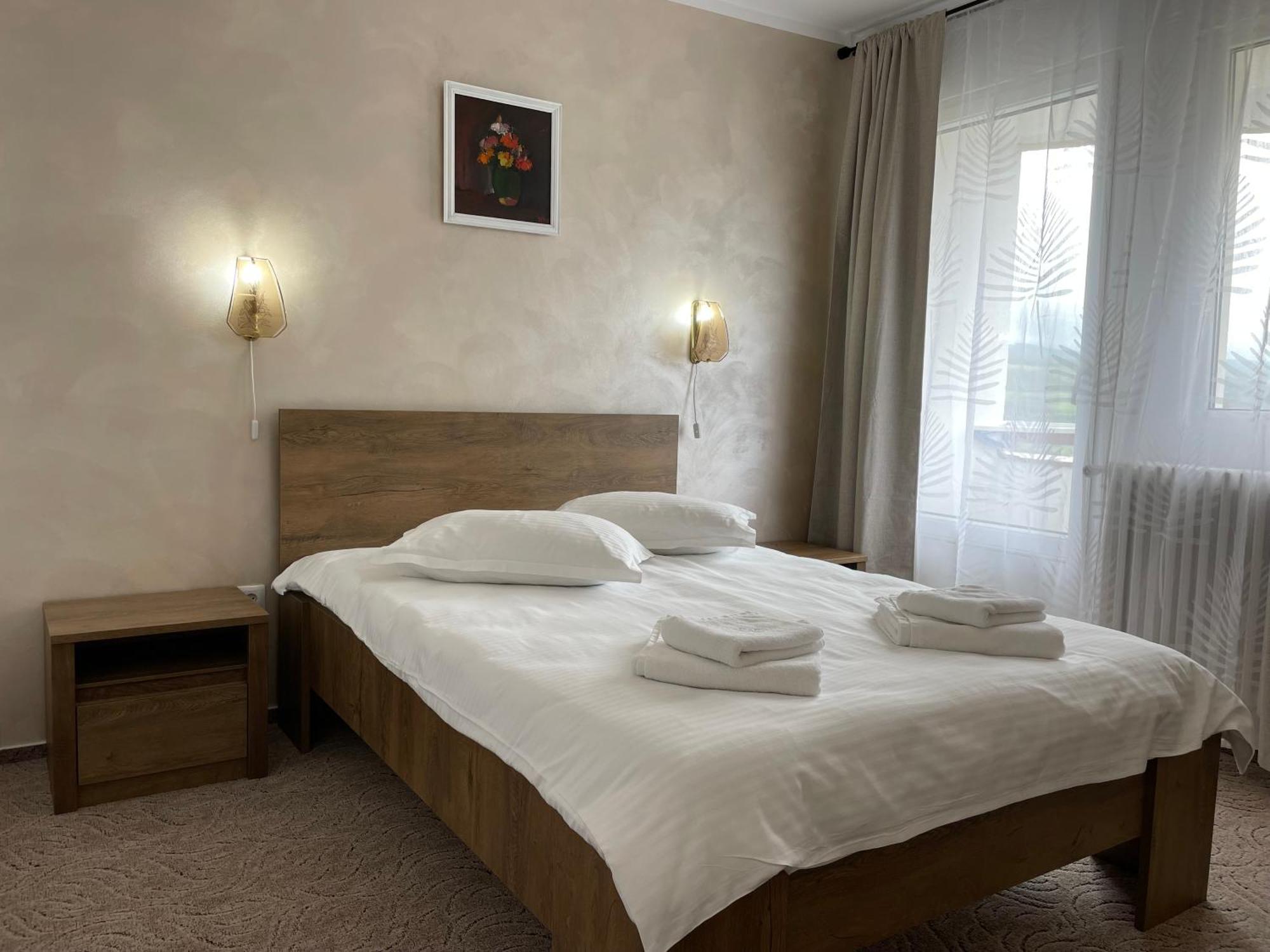 Hotel Hefaistos - Sovata Eksteriør billede